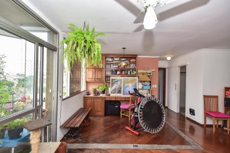 Apartamento para alugar com 90m², 2 quartos e 2 vagasSala