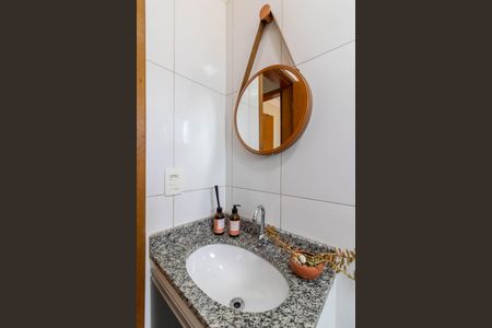 Apartamento à venda com 122m², 2 quartos e 2 vagas Apartamento à venda com 122m², 2 quartos e 2 vagasBanheiro 2