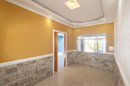 Sala de casa para alugar com 3 quartos, 250m² em Paciência, Rio de Janeiro