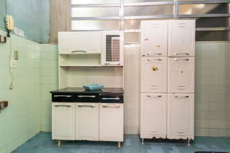 Casa para alugar com 80m², 2 quartos e sem vagaÁrea de Serviço - Armários