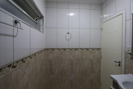 Casa para alugar com 180m², 4 quartos e 3 vagasBanheiro