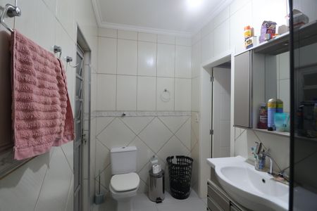 Casa para alugar com 180m², 4 quartos e 3 vagasBanheiro da Suíte 1