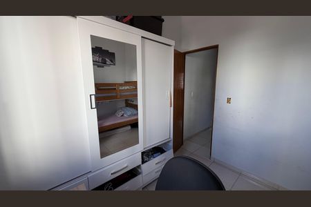 Casa de condomínio à venda com 63m², 2 quartos e 1 vagaQuarto 1