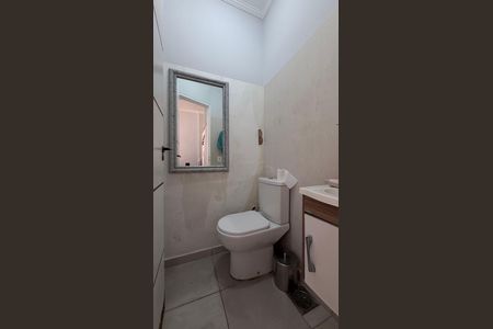 Casa de condomínio à venda com 63m², 2 quartos e 1 vagaLavabo