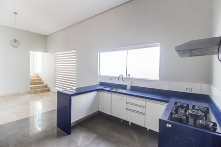Casa de condomínio para alugar com 259m², 3 quartos e 2 vagasCozinha