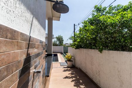 Casa de condomínio para alugar com 259m², 3 quartos e 2 vagasCorredor