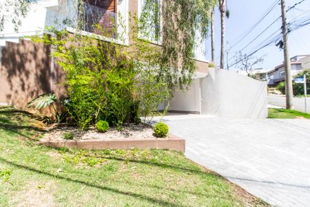 Casa de condomínio para alugar com 259m², 3 quartos e 2 vagasFachada 