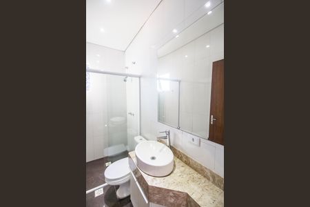 Casa de condomínio para alugar com 259m², 3 quartos e 2 vagasBanheiro da Suíte 3