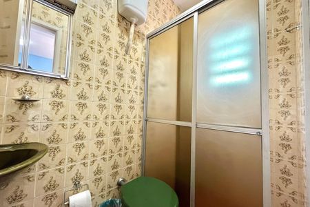 Casa à venda com 600m², 5 quartos e 4 vagas Casa à venda com 600m², 5 quartos e 4 vagasEdícula