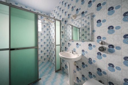 Casa à venda com 142m², 2 quartos e 1 vagaBanheiro 2