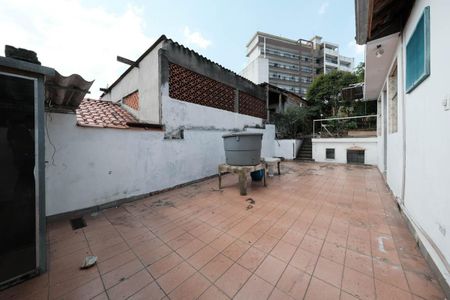 Casa à venda com 142m², 2 quartos e 1 vagaQuintal