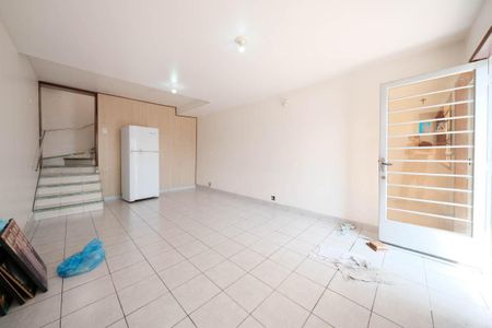 Casa à venda com 142m², 2 quartos e 1 vagaSala