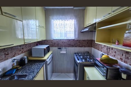 Apartamento para alugar com 117m², 2 quartos e sem vagaCozinha 