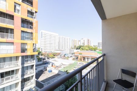 Studio para alugar com 27m², 1 quarto e sem vagaVaranda