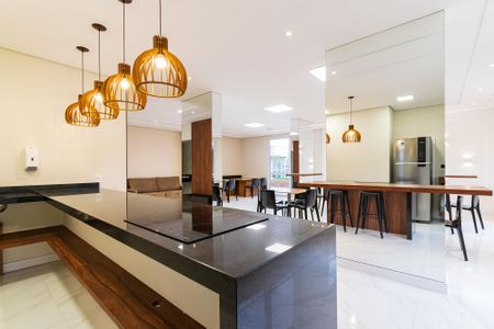 Apartamento para alugar com 57m², 2 quartos e 1 vaga Apartamento para alugar com 57m², 2 quartos e 1 vagaÁrea comum - Salão de festas