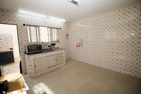 Casa à venda com 300m², 2 quartos e 4 vagasCozinha