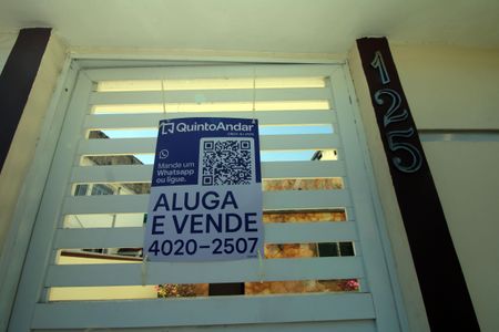 Casa à venda com 300m², 2 quartos e 4 vagasPlaca