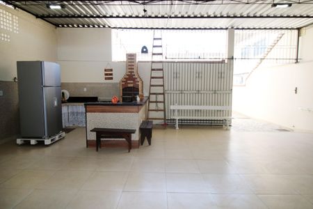 Casa à venda com 300m², 2 quartos e 4 vagasQuintal - Área gourmet