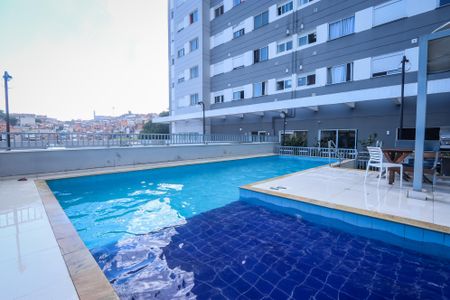 Apartamento à venda com 36m², 2 quartos e sem vagaÁrea comum - Piscina