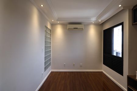 Apartamento para alugar com 138m², 4 quartos e 2 vagas Apartamento para alugar com 138m², 4 quartos e 2 vagasSala tv