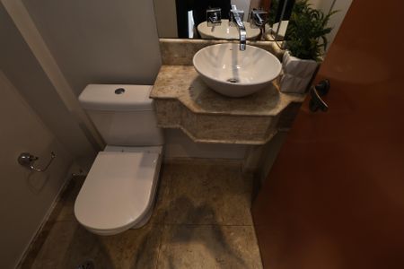 Apartamento para alugar com 138m², 4 quartos e 2 vagas Apartamento para alugar com 138m², 4 quartos e 2 vagasLavabo