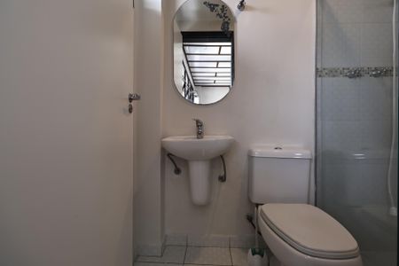 Apartamento para alugar com 138m², 4 quartos e 2 vagas Apartamento para alugar com 138m², 4 quartos e 2 vagasBanheiro de serviço