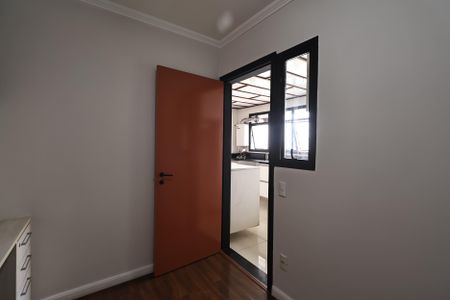 Apartamento para alugar com 138m², 4 quartos e 2 vagas Apartamento para alugar com 138m², 4 quartos e 2 vagasEscritório