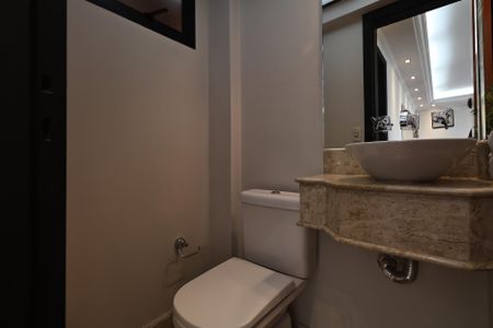 Apartamento para alugar com 138m², 4 quartos e 2 vagas Apartamento para alugar com 138m², 4 quartos e 2 vagasLavabo