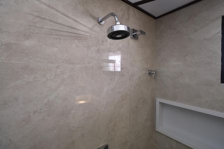 Apartamento para alugar com 138m², 4 quartos e 2 vagas Apartamento para alugar com 138m², 4 quartos e 2 vagasBanheiro da Suíte