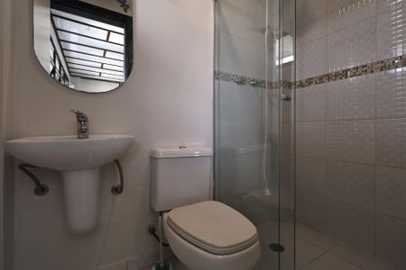 Apartamento para alugar com 138m², 4 quartos e 2 vagas Apartamento para alugar com 138m², 4 quartos e 2 vagasBanheiro de serviço
