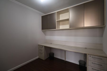 Apartamento para alugar com 138m², 4 quartos e 2 vagas Apartamento para alugar com 138m², 4 quartos e 2 vagasEscritório