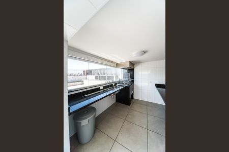 Apartamento para alugar com 138m², 4 quartos e 2 vagas Apartamento para alugar com 138m², 4 quartos e 2 vagasÁrea comum - Churrasqueira