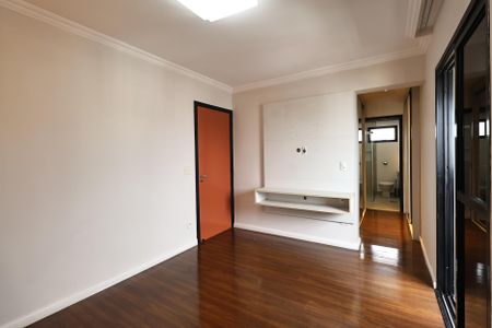 Apartamento para alugar com 138m², 4 quartos e 2 vagas Apartamento para alugar com 138m², 4 quartos e 2 vagasSuite