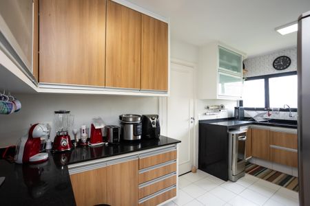 Apartamento para alugar com 172m², 3 quartos e 2 vagasCozinha