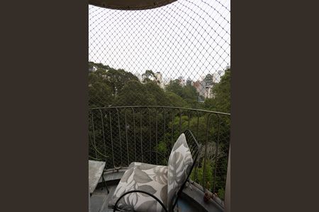 Apartamento para alugar com 172m², 3 quartos e 2 vagasSacada do Quarto 2