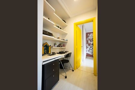 Apartamento para alugar com 172m², 3 quartos e 2 vagasEscritório