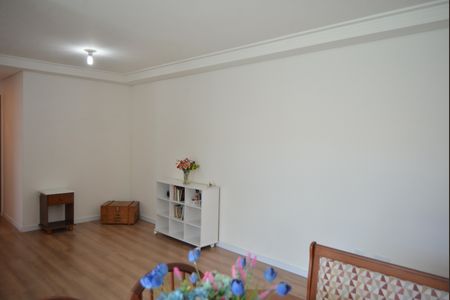 Apartamento à venda com 83m², 3 quartos e 2 vagasSala