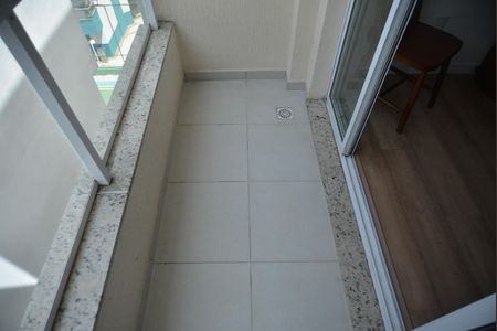 Apartamento à venda com 83m², 3 quartos e 2 vagasVaranda da Sala