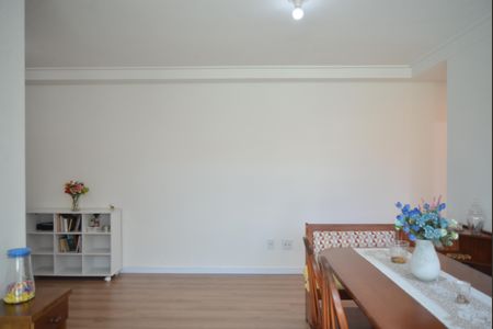 Apartamento à venda com 83m², 3 quartos e 2 vagasSala