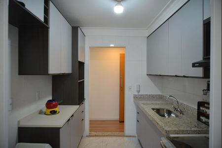 Apartamento à venda com 83m², 3 quartos e 2 vagasCozinha