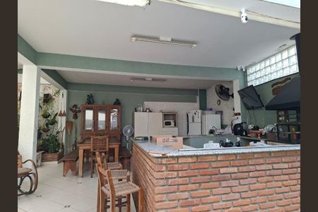 Foto 12 de casa à venda com 3 quartos, 300m² em Jardim Bonfiglioli, São Paulo