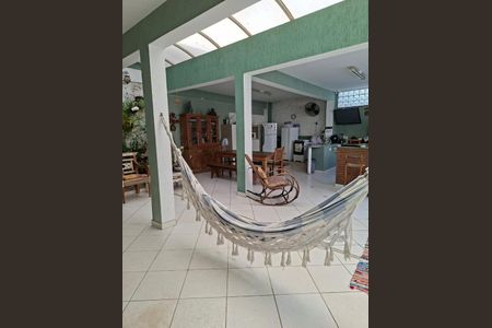 Casa à venda com 300m², 3 quartos e 3 vagas Casa à venda com 300m², 3 quartos e 3 vagasFoto 13