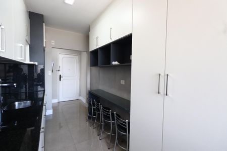 Apartamento à venda com 64m², 2 quartos e 1 vagaCozinha