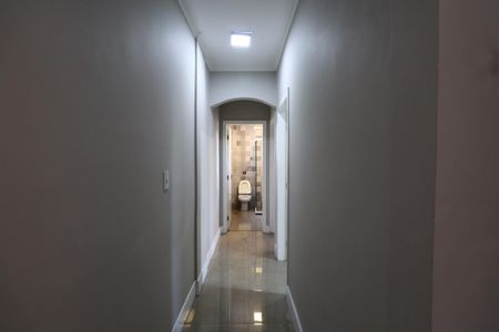 Apartamento à venda com 64m², 2 quartos e 1 vagaCorredor