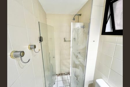 Apartamento à venda com 69m², 3 quartos e 2 vagas Apartamento à venda com 69m², 3 quartos e 2 vagasBanheiro
