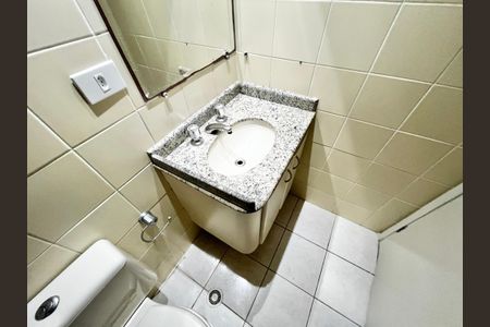 Apartamento à venda com 69m², 3 quartos e 2 vagas Apartamento à venda com 69m², 3 quartos e 2 vagasBanheiro