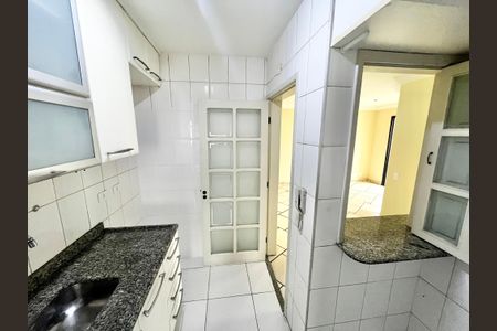 Apartamento à venda com 69m², 3 quartos e 2 vagas Apartamento à venda com 69m², 3 quartos e 2 vagasCozinha