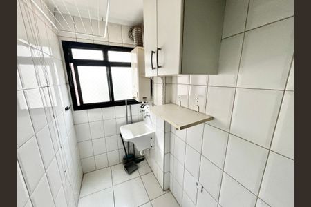 Apartamento à venda com 69m², 3 quartos e 2 vagas Apartamento à venda com 69m², 3 quartos e 2 vagasÁrea de Serviço