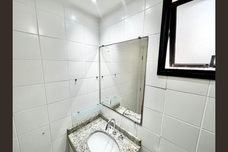 Apartamento à venda com 69m², 3 quartos e 2 vagas Apartamento à venda com 69m², 3 quartos e 2 vagasBanheiro Suíte