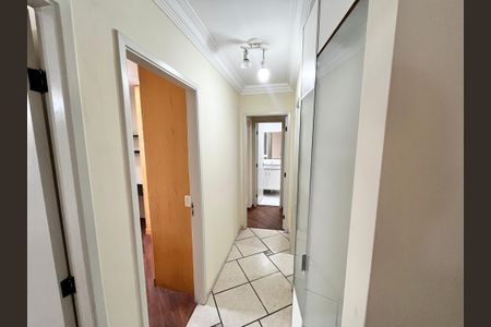 Apartamento à venda com 69m², 3 quartos e 2 vagas Apartamento à venda com 69m², 3 quartos e 2 vagasCorredor